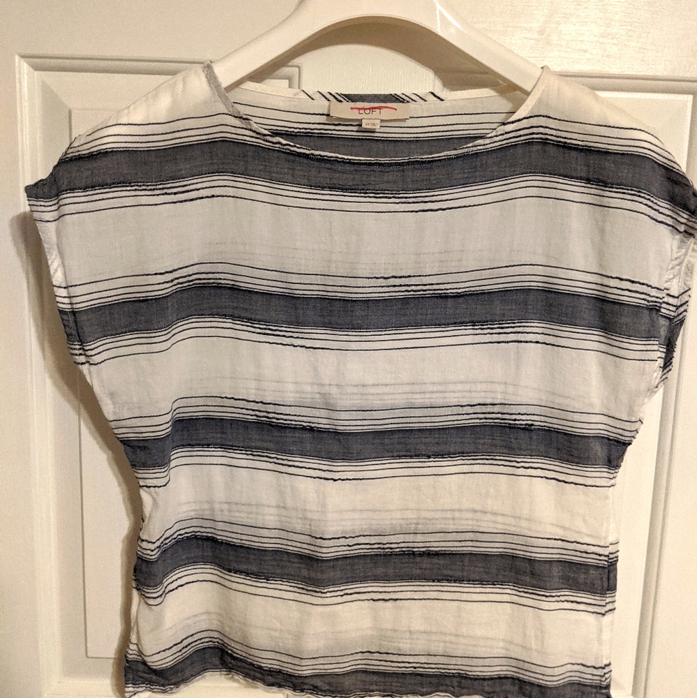 Loft Lightweight Top